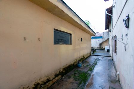 Casa à venda com 253m², 2 quartos e 1 vaga Casa à venda com 253m², 2 quartos e 1 vagaÁrea externa