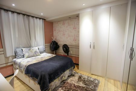 Casa de condomínio à venda com 396m², 4 quartos e 2 vagas Casa de condomínio à venda com 396m², 4 quartos e 2 vagasQuarto Suíte 3