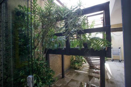 Casa de condomínio à venda com 396m², 4 quartos e 2 vagas Casa de condomínio à venda com 396m², 4 quartos e 2 vagasVaranda dos Fundos