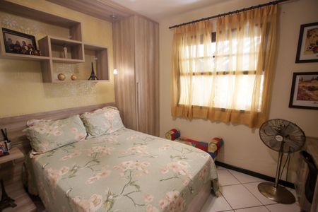 Casa de condomínio à venda com 396m², 4 quartos e 2 vagas Casa de condomínio à venda com 396m², 4 quartos e 2 vagasQuarto Suíte 1