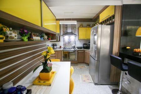 Casa de condomínio à venda com 396m², 4 quartos e 2 vagas Casa de condomínio à venda com 396m², 4 quartos e 2 vagasCozinha