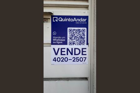 Casa à venda com 200m², 3 quartos e 3 vagas Casa à venda com 200m², 3 quartos e 3 vagasPlaca