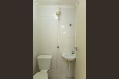 Casa à venda com 200m², 3 quartos e 3 vagas Casa à venda com 200m², 3 quartos e 3 vagasBanheiro de serviço
