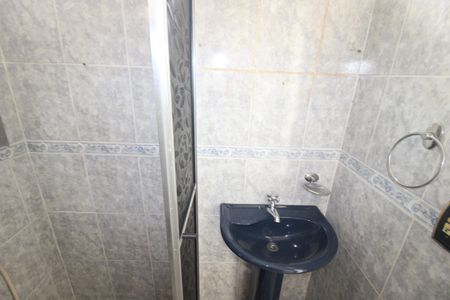 Casa à venda com 150m², 4 quartos e 2 vagasBanheiro