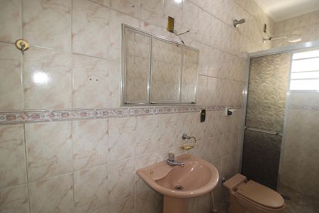 Casa à venda com 150m², 4 quartos e 2 vagasSuíte  Banheiro