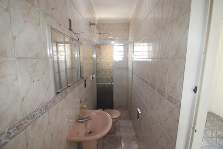 Casa à venda com 150m², 4 quartos e 2 vagasSuíte  Banheiro