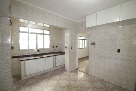 Casa à venda com 150m², 4 quartos e 2 vagasCozinha