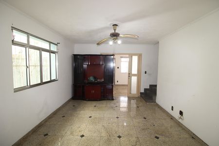 Casa à venda com 150m², 4 quartos e 2 vagasSala 2