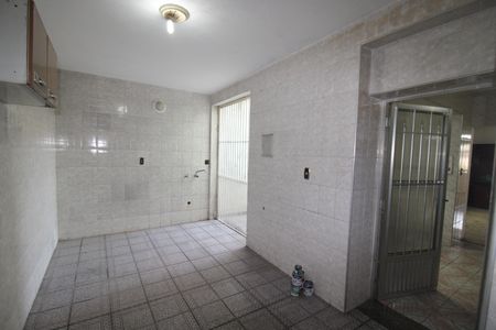 Casa à venda com 150m², 4 quartos e 2 vagasÁrea de Serviço