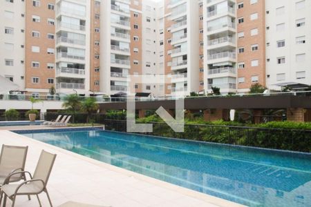 Apartamento à venda com 223m², 3 quartos e 4 vagas Apartamento à venda com 223m², 3 quartos e 4 vagasPiscina
