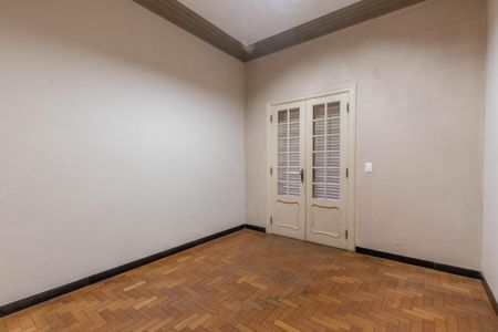 Casa à venda com 690m², 7 quartos e 16 vagasQuarto