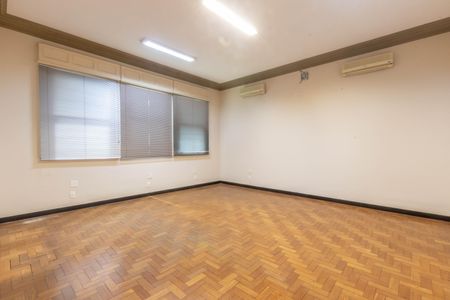 Casa à venda com 690m², 7 quartos e 16 vagasQuarto