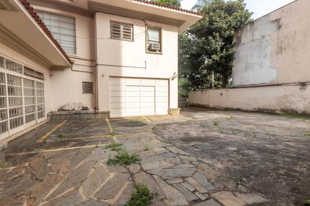 Casa à venda com 690m², 7 quartos e 16 vagasÁrea externa