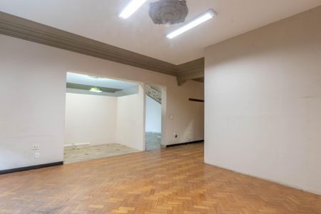 Casa à venda com 690m², 7 quartos e 16 vagasSala