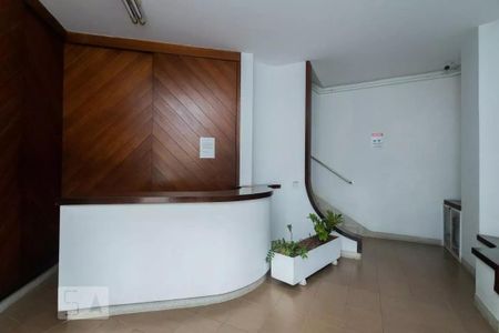 Studio para alugar com 30m², 1 quarto e sem vaga Studio para alugar com 30m², 1 quarto e sem vagaHall de Entrada