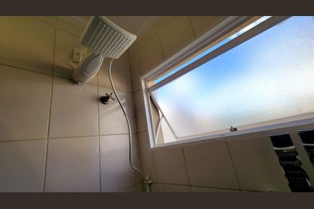 Apartamento para alugar com 46m², 2 quartos e 1 vaga Apartamento para alugar com 46m², 2 quartos e 1 vagaBanheiro