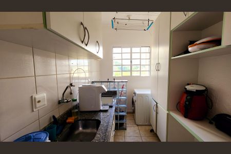 Apartamento para alugar com 46m², 2 quartos e 1 vaga Apartamento para alugar com 46m², 2 quartos e 1 vagaCozinha e Área de Serviço