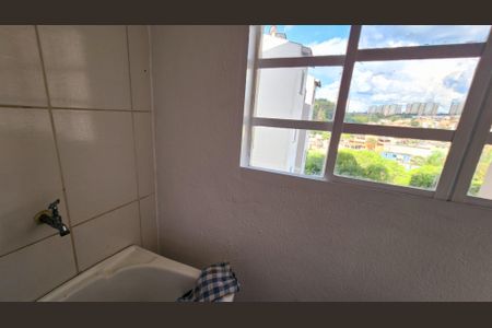Apartamento para alugar com 46m², 2 quartos e 1 vaga Apartamento para alugar com 46m², 2 quartos e 1 vagaCozinha e Área de Serviço