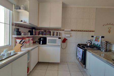 Casa à venda com 295m², 4 quartos e 2 vagasCozinha