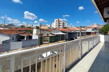 Casa à venda com 295m², 4 quartos e 2 vagasVaranda Quarto 3
