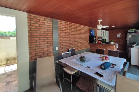 Casa à venda com 295m², 4 quartos e 2 vagasÁrea gourmet