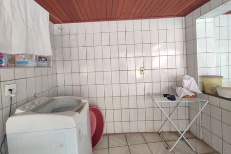 Casa à venda com 295m², 4 quartos e 2 vagasÁrea de Serviço