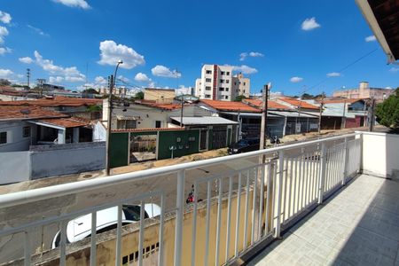 Casa à venda com 295m², 4 quartos e 2 vagasVaranda Quarto 2