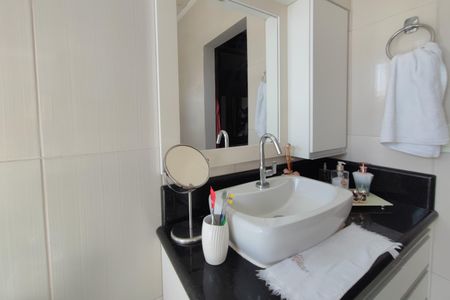 Casa à venda com 295m², 4 quartos e 2 vagasBanheiro Suíte