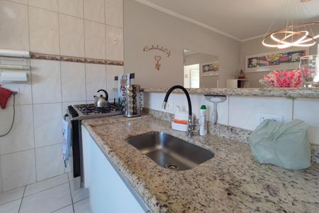 Casa à venda com 295m², 4 quartos e 2 vagasCozinha