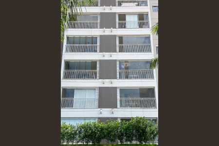Apartamento à venda com 75m², 3 quartos e 2 vagasFachada + plaquinha
