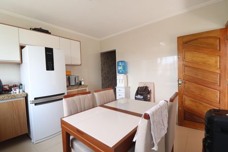 Casa à venda com 137m², 3 quartos e 2 vagasCozinha