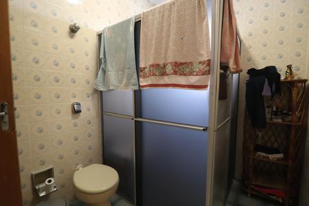 Casa à venda com 137m², 3 quartos e 2 vagasBanheiro