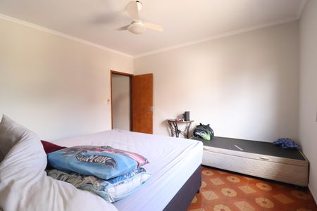 Casa à venda com 137m², 3 quartos e 2 vagasQuarto 1