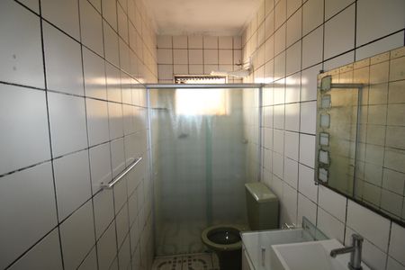 Casa à venda com 140m², 4 quartos e 1 vagaCasa 2 - Banheiro