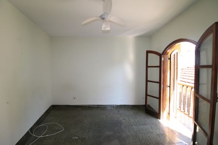 Casa à venda com 140m², 4 quartos e 1 vagaCasa 2 - Quarto 1