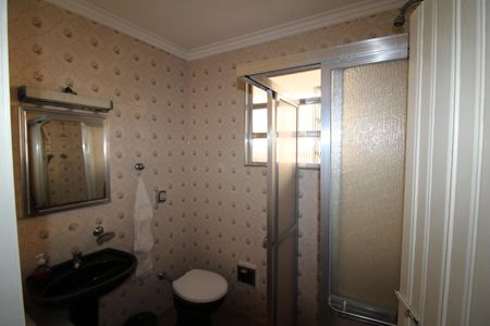 Casa à venda com 140m², 4 quartos e 1 vagaBanheiro