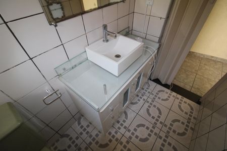 Casa à venda com 140m², 4 quartos e 1 vagaCasa 2 - Banheiro