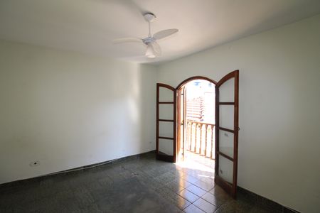 Casa à venda com 140m², 4 quartos e 1 vagaCasa 2 - Quarto 1