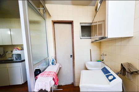 Apartamento à venda com 83m², 3 quartos e 1 vaga Apartamento à venda com 83m², 3 quartos e 1 vagaArea serviço