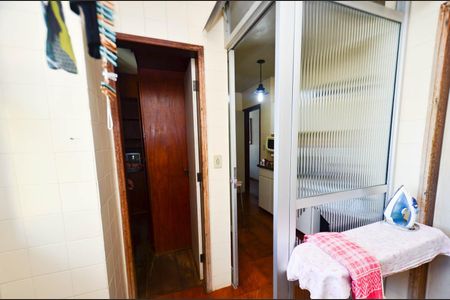 Apartamento à venda com 83m², 3 quartos e 1 vaga Apartamento à venda com 83m², 3 quartos e 1 vagaArea serviço