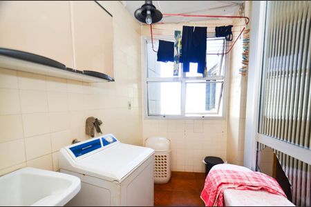 Apartamento à venda com 83m², 3 quartos e 1 vaga Apartamento à venda com 83m², 3 quartos e 1 vagaArea serviço