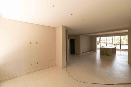 Casa à venda com 430m², 4 quartos e 4 vagasSala de Jantar