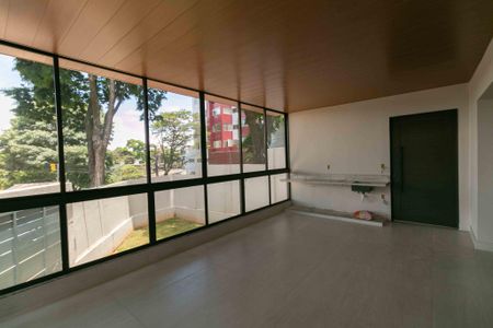 Casa à venda com 430m², 4 quartos e 4 vagasÁrea Gourmet