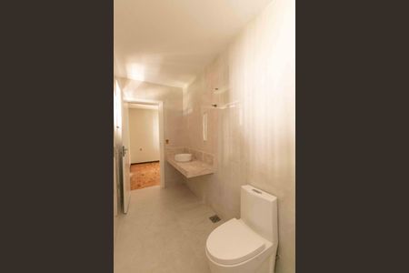 Casa à venda com 430m², 4 quartos e 4 vagasBanheiro Suíte 2