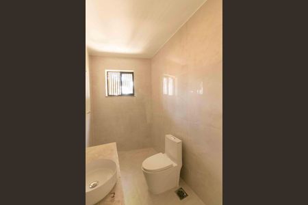 Casa à venda com 430m², 4 quartos e 4 vagasBanheiro da Suíte 4