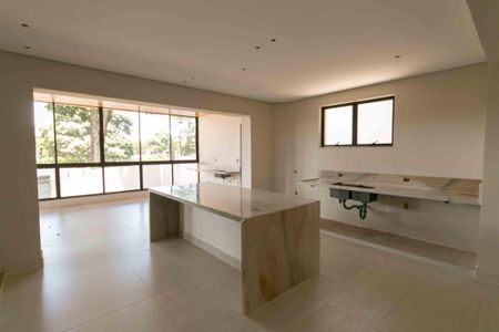 Casa à venda com 430m², 4 quartos e 4 vagasCozinha