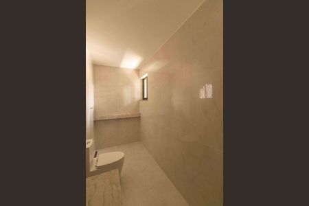 Casa à venda com 430m², 4 quartos e 4 vagasBanheiro Suíte 2