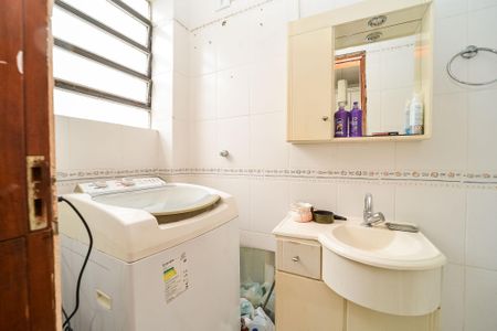 Apartamento à venda com 94m², 3 quartos e sem vaga Apartamento à venda com 94m², 3 quartos e sem vagaBanheiro da Suíte 2