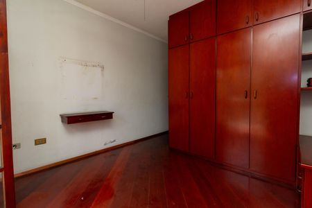 Casa à venda com 127m², 2 quartos e 3 vagas Casa à venda com 127m², 2 quartos e 3 vagasQuarto 1 - suíte com varanda