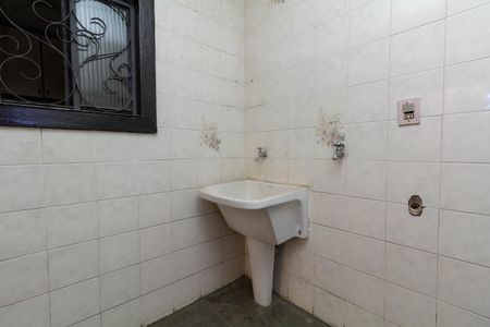 Casa à venda com 127m², 2 quartos e 3 vagas Casa à venda com 127m², 2 quartos e 3 vagasÁrea de Serviço